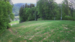 Prostřední část sjezdovky a snowpark