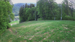 Prostřední část sjezdovky a snowpark
