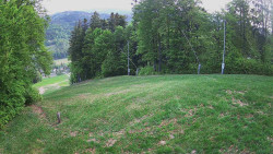 Prostřední část sjezdovky a snowpark
