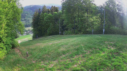 Prostřední část sjezdovky a snowpark