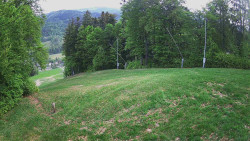 Prostřední část sjezdovky a snowpark