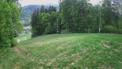 Prostřední část sjezdovky a snowpark