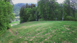 Prostřední část sjezdovky a snowpark