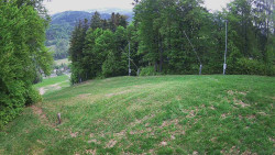 Prostřední část sjezdovky a snowpark