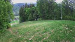 Prostřední část sjezdovky a snowpark