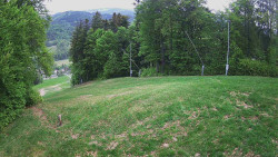 Prostřední část sjezdovky a snowpark