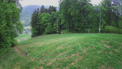 Prostřední část sjezdovky a snowpark