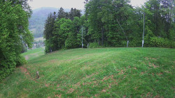 Prostřední část sjezdovky a snowpark