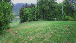 Prostřední část sjezdovky a snowpark