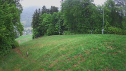 Prostřední část sjezdovky a snowpark