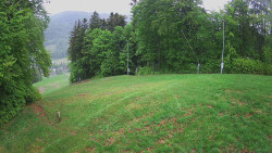 Prostřední část sjezdovky a snowpark