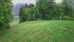 Prostřední část sjezdovky a snowpark