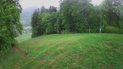 Prostřední část sjezdovky a snowpark