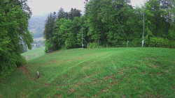 Prostřední část sjezdovky a snowpark