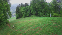 Prostřední část sjezdovky a snowpark