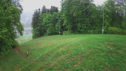 Prostřední část sjezdovky a snowpark