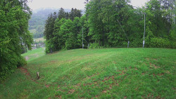 Prostřední část sjezdovky a snowpark