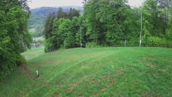Prostřední část sjezdovky a snowpark