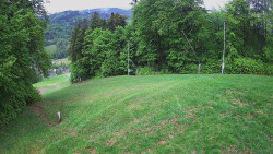 Prostřední část sjezdovky a snowpark