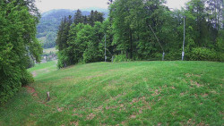 Prostřední část sjezdovky a snowpark
