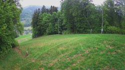 Prostřední část sjezdovky a snowpark