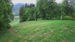 Prostřední část sjezdovky a snowpark