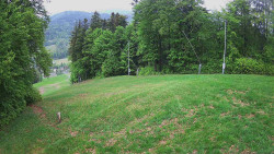 Prostřední část sjezdovky a snowpark