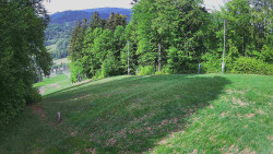 Prostřední část sjezdovky a snowpark