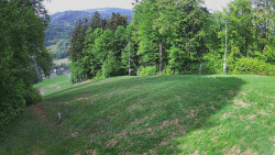 Prostřední část sjezdovky a snowpark