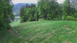 Prostřední část sjezdovky a snowpark