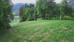 Prostřední část sjezdovky a snowpark
