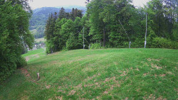 Prostřední část sjezdovky a snowpark