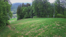 Prostřední část sjezdovky a snowpark