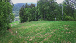 Prostřední část sjezdovky a snowpark