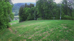 Prostřední část sjezdovky a snowpark