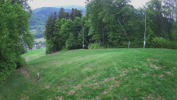 Prostřední část sjezdovky a snowpark