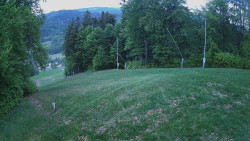 Prostřední část sjezdovky a snowpark