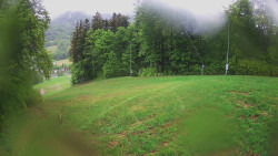 Prostřední část sjezdovky a snowpark