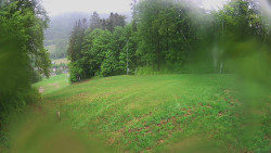 Prostřední část sjezdovky a snowpark