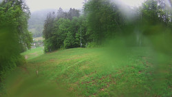 Prostřední část sjezdovky a snowpark