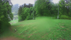 Prostřední část sjezdovky a snowpark