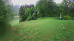 Prostřední část sjezdovky a snowpark