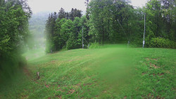 Prostřední část sjezdovky a snowpark