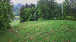 Prostřední část sjezdovky a snowpark