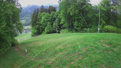 Prostřední část sjezdovky a snowpark