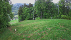 Prostřední část sjezdovky a snowpark