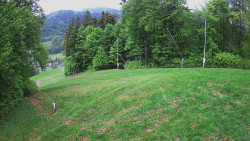 Prostřední část sjezdovky a snowpark