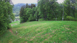 Prostřední část sjezdovky a snowpark