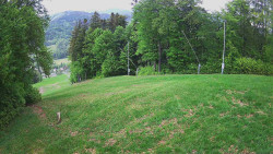 Prostřední část sjezdovky a snowpark