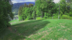 Prostřední část sjezdovky a snowpark